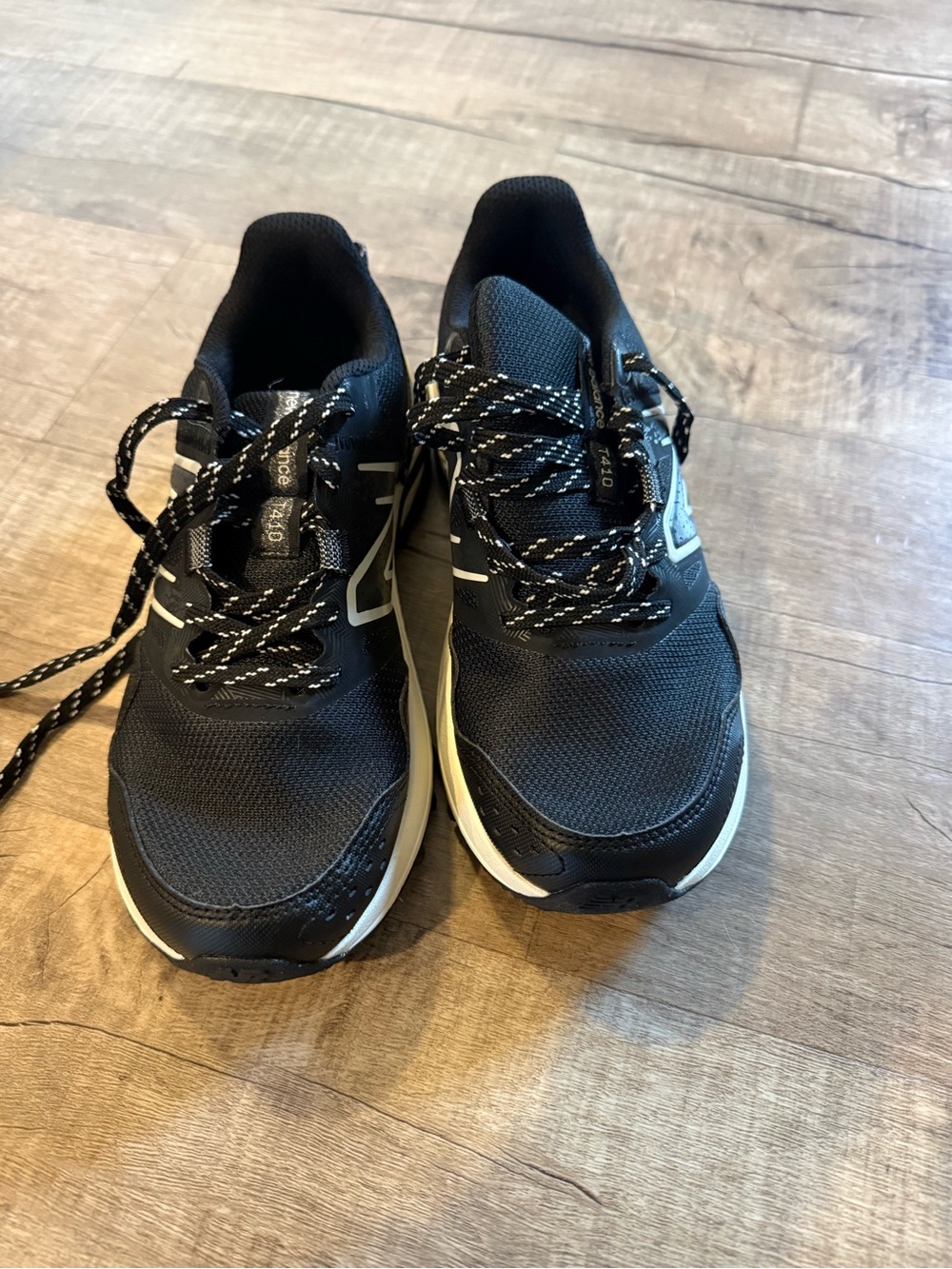 New Balance Black Athletic Running Shoes